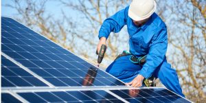 Installation Maintenance Panneaux Solaires Photovoltaïques à Saint-Gondon